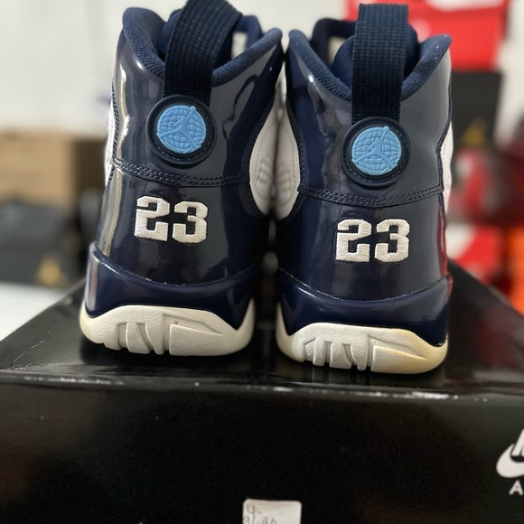 Jordan 9 Retro Pearl Blue - Picture 4 of 9